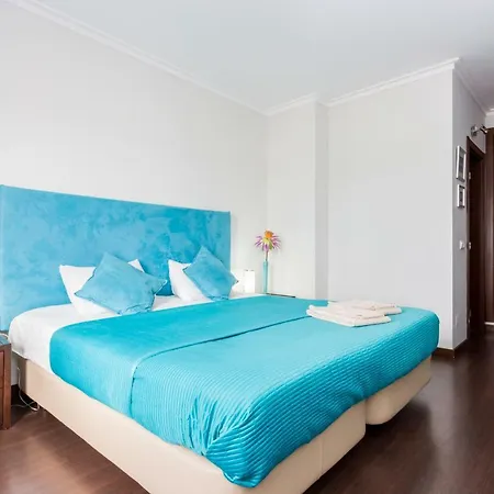 Lagos Marina Apartment With Pool & Gym Exterior photo
